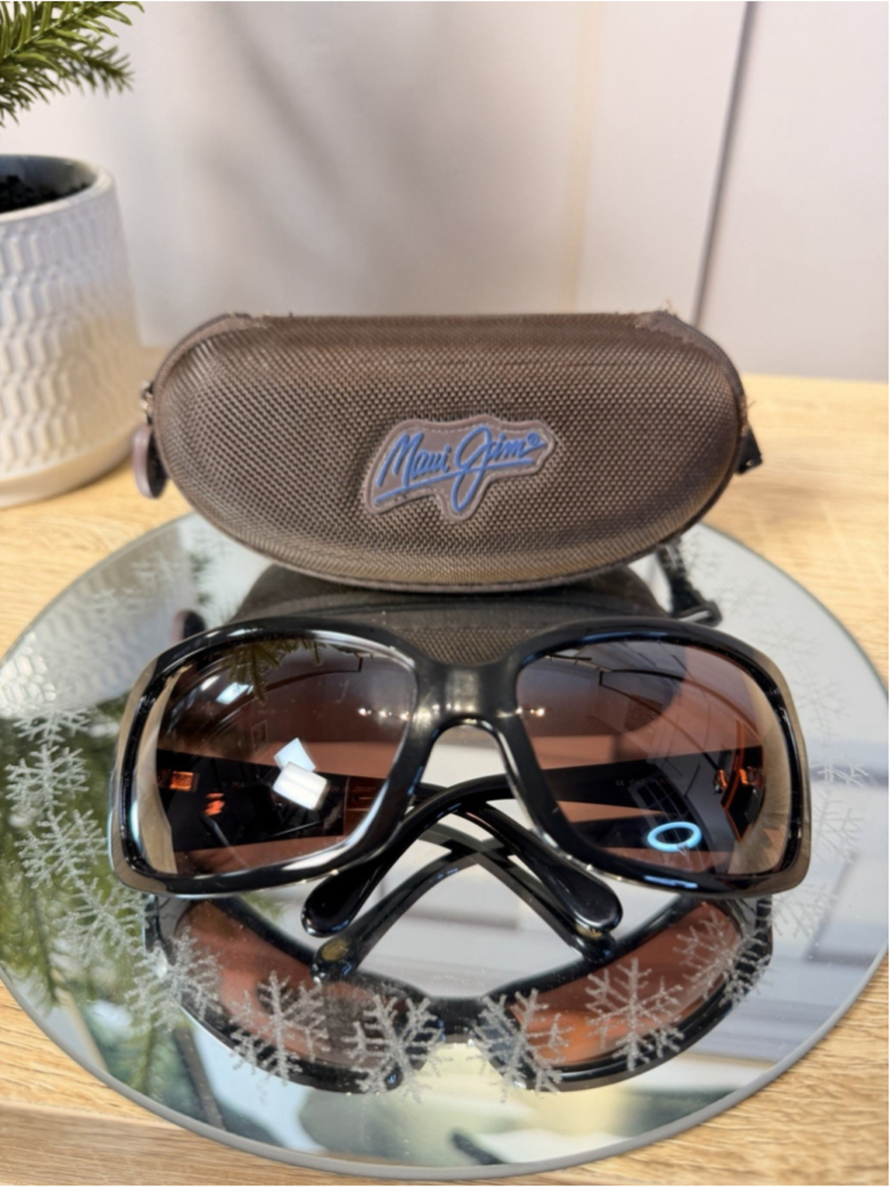 MAUI JIM KAI MJ-201-02 Black Plastic Rectangular Wrap Women's Sunglasses JAPAN
